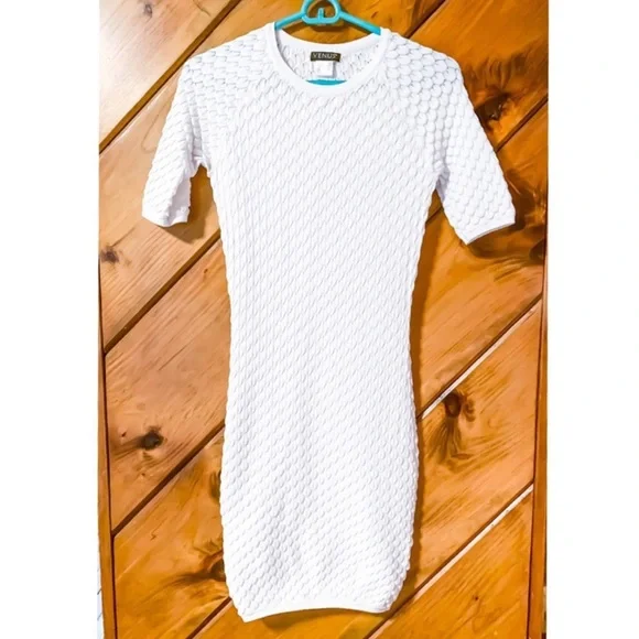 VENUS White Stretch Sweater Dress - Picture 3 of 8